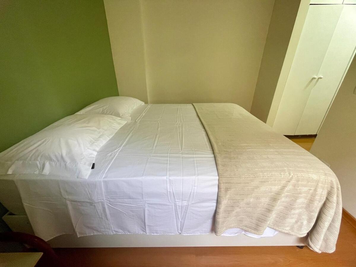 Oscar Freire 3 Pessoas Com Vaga De Garagem Apartamento *